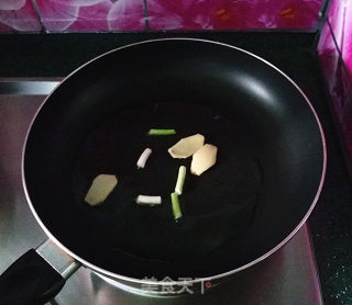 酱香煎鳗鱼的做法步骤：8