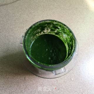 扭纹菠菜蛋糕卷的做法步骤：8