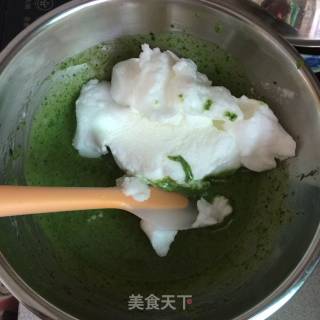 扭纹菠菜蛋糕卷的做法步骤：12