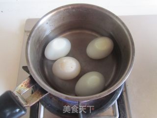 苋菜咸蛋面的做法步骤：2