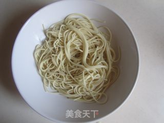 苋菜咸蛋面的做法步骤：10