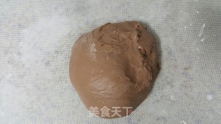 可可软欧~不变的咖啡色情节的做法步骤：1