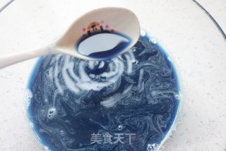 蓝色玫瑰花篮的做法步骤：4