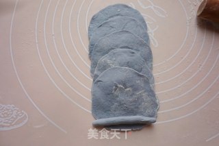 蓝色玫瑰花篮的做法步骤：9