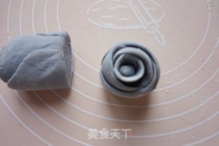 蓝色玫瑰花篮的做法步骤：11
