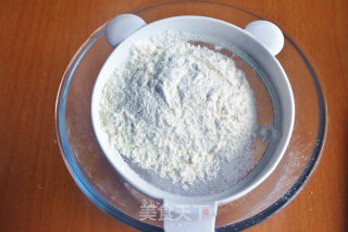 草莓花形蛋糕的做法步骤：7