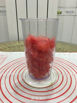 西瓜思慕雪的做法步骤：5