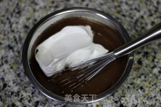 清新百香果慕斯的做法步骤：6