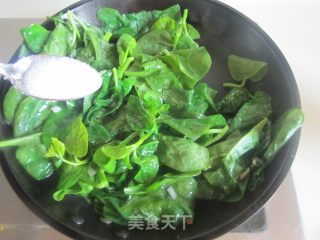 蒜蓉炒木耳菜的做法步骤：4