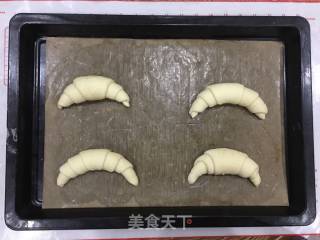 牛角汉堡的做法步骤：10