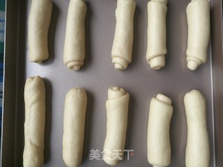 毛毛虫面包的做法步骤：7