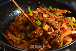 一锅香辣过瘾的魔芋啤酒鸭，就能让这个夏夜瞬间嗨起来的做法步骤：12