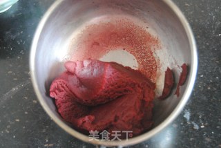 莓好时光闪电泡芙的做法步骤：7