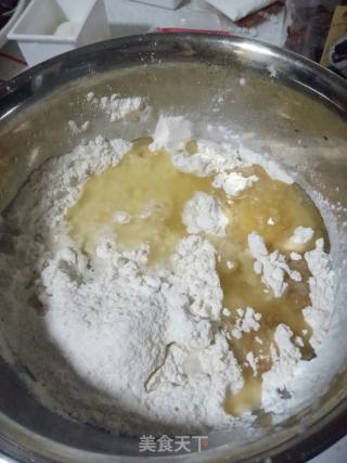 豆沙螺旋酥的做法步骤：2