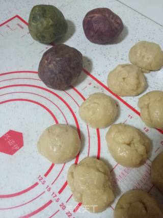 豆沙螺旋酥的做法步骤：7