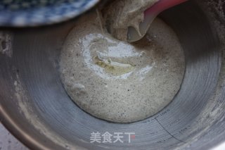 黑芝麻甜甜圈小蛋糕的做法步骤：7