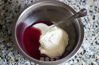 火龙果慕斯之红色恋人的做法步骤：10