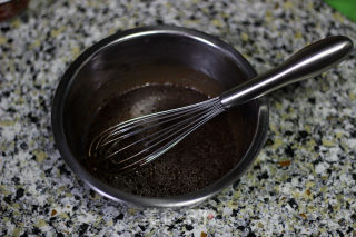 巧克力蕾丝花篮的做法步骤：2