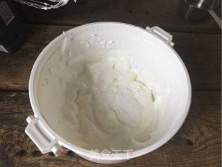 戚风蛋糕的做法步骤：7