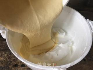 戚风蛋糕的做法步骤：10