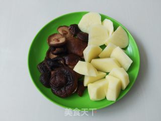 鸭肉炖香菇土豆的做法步骤：11
