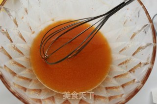 7寸中空模胡萝卜戚风蛋糕的做法步骤：5