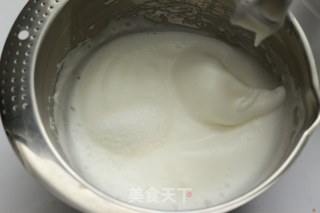 7寸中空模胡萝卜戚风蛋糕的做法步骤：9