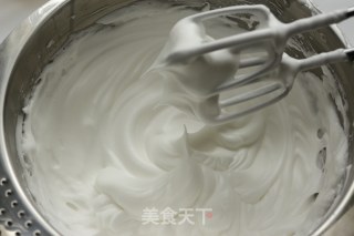 7寸中空模胡萝卜戚风蛋糕的做法步骤：11