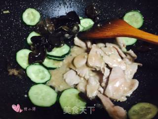 木耳炒肉片的做法步骤：13