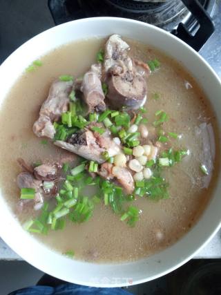滋补骨头汤的做法步骤：4