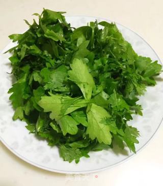 黑芝麻芹菜叶烤饼的做法步骤：1
