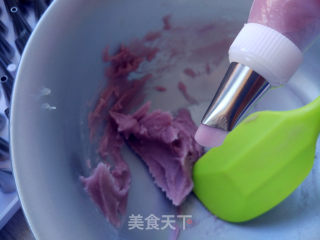 豆沙裱花杯蛋糕的做法步骤：8