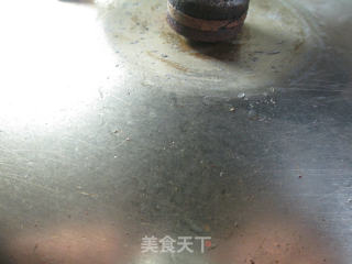 黑木耳筒骨汤的做法步骤：5