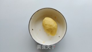 酥皮小刺猬的做法步骤：5