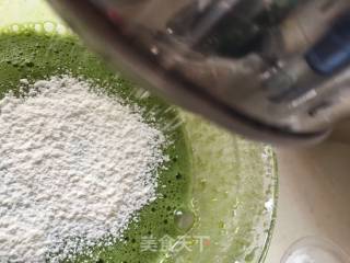 菠菜泥蛋糕卷的做法步骤：6