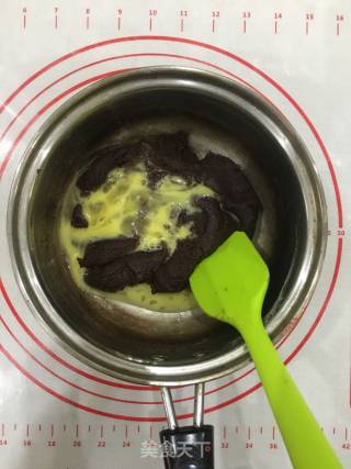 龙猫泡芙的做法步骤：8