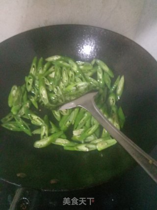 爆炒牙签牛肉的做法步骤：3
