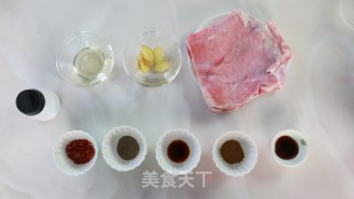 西屋特约之黑椒烤羊排的做法步骤：1