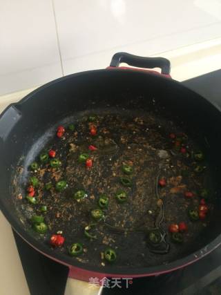 避风塘虾仁的做法步骤：3