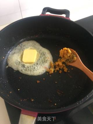 避风塘虾仁的做法步骤：4