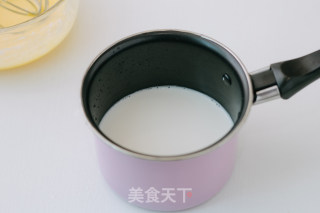 北海道戚风蛋糕的做法步骤：3