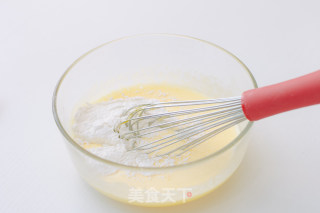 北海道戚风蛋糕的做法步骤：9