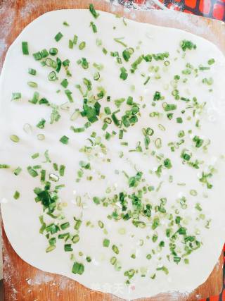 葱油饼的做法步骤：5