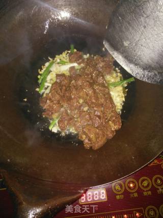 『湘味』孜然牛肉丁的做法步骤：8