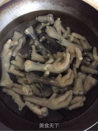 泡椒鸡爪的做法步骤：6