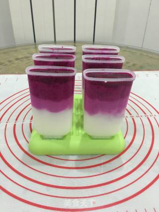 渐变酸奶雪糕的做法步骤：9