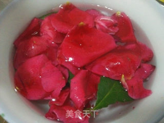 柠檬味水晶冰淇淋果冻杯的做法步骤：1