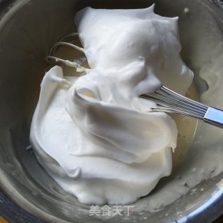 椰蓉中空戚风的做法步骤：4