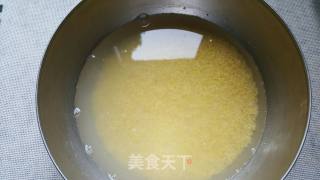 黄色南瓜面包的做法步骤：2