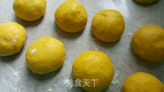 黄色南瓜面包的做法步骤：10